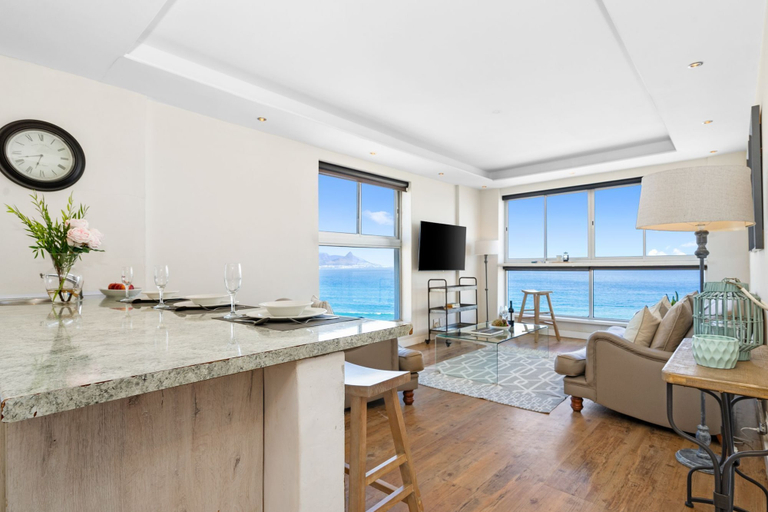 Others 5, Blouberg Heights 1608, City of Cape Town