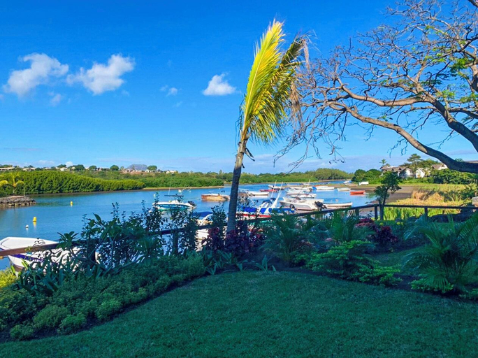 Others 5, The Waterclub by Horizon Holidays, Black River