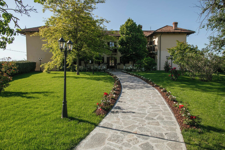 Exterior & Views 2, Bricco San Giovanni, Asti