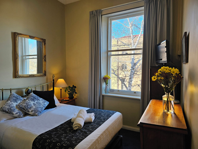 Bedroom 3, The Lodge on Elizabeth, Hobart