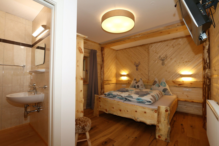 Room 5, Unique Large Alpine Pasture in the Middle of the Zillertal Mountains, Schwaz