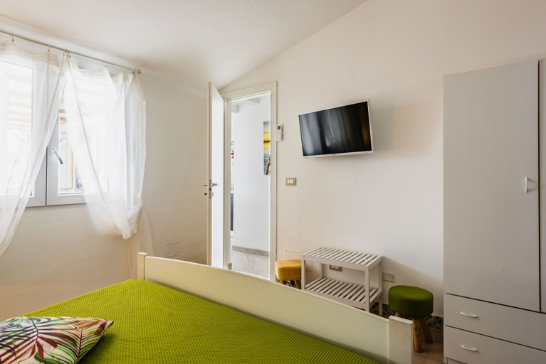 Room 5, Galatea 4 by Wonderful Italy, Syracuse