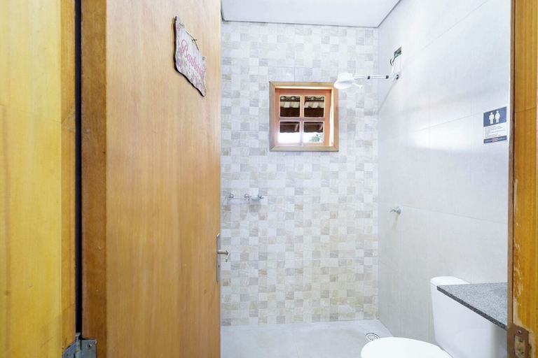 Room 5, Ch Cara com Piscina Churrasq e Wifi pet Friendly, Ibiúna