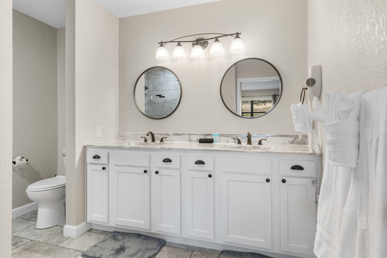 Bathroom 3, Fairway View Stay for 6!, Taney