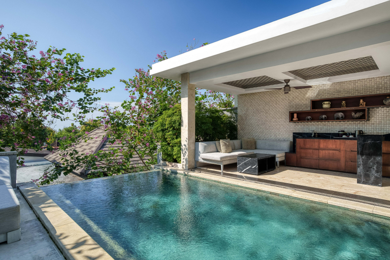 Swimming Pool 8