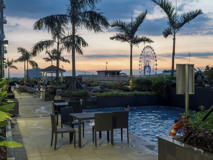 Food & Drinks 5, GemstoneBR in SMDC Coast Residences, Pasay City