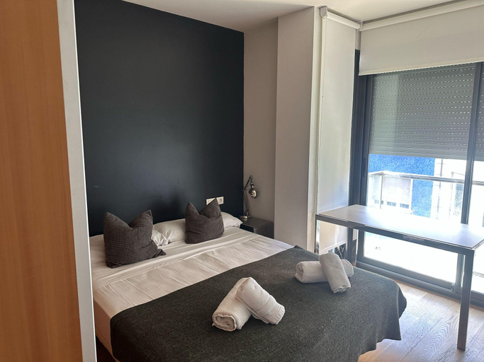 Bedroom 2, Attic Apartment in Bonanova with Private Terrace, Barcelona