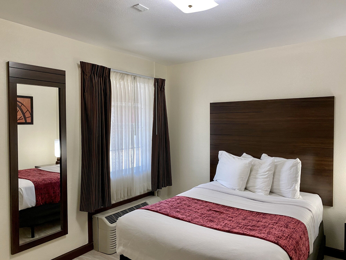 Bedroom 2, Roswell Inn, Chaves