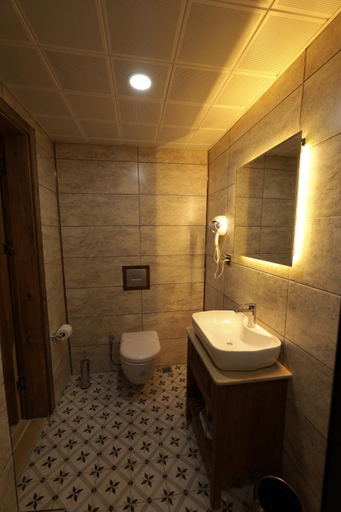 Bathroom 4, CEVHER KONAGI, Halfeti