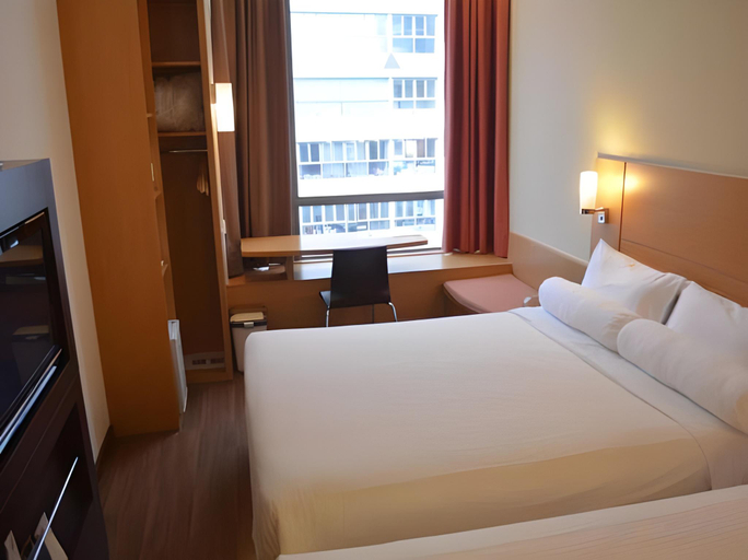 Bedroom 21