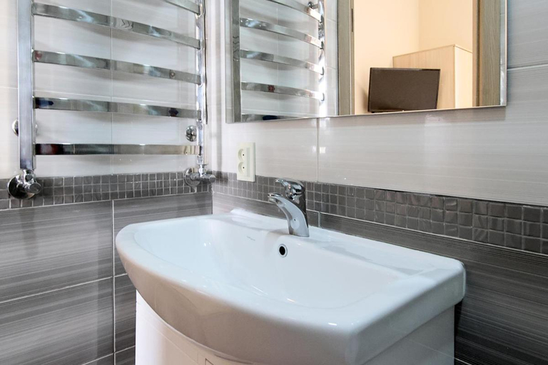Shower 3, Buk Apartments on Doroshenka 25, L'vivs'ka