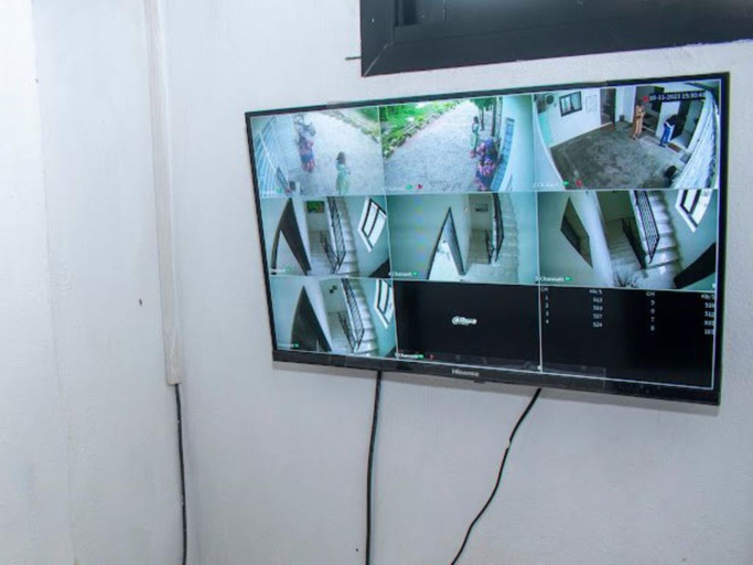 Others 2, Luxury TownHouse, Wouri