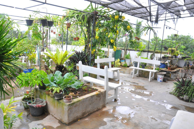 Food & Drinks, Sasiri Lanka Rooms & Apartment, Galle Four Gravets