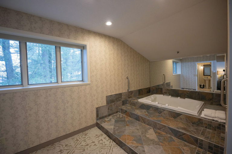 Bathroom 5, Peek N Peak Resort Trademark Collection By Wyndham, Chautauqua