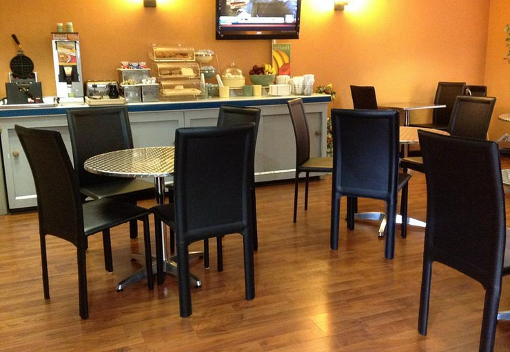 Food & Drinks 5, Quality Inn Goose Creek, Berkeley