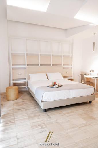 Bedroom 3, Hangar Hotel, Caserta