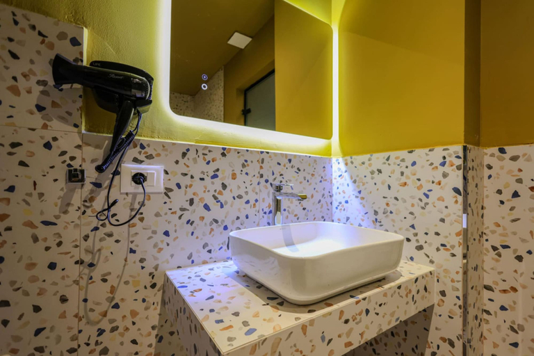 Room 2, Grandstay Studio 115, Durrësit
