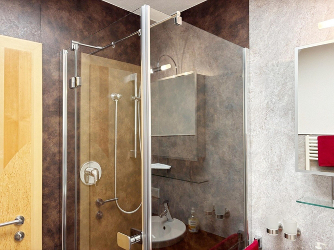 Bathroom 3, Modern Mansion in Kaprun Near Ski Area, Zell am See