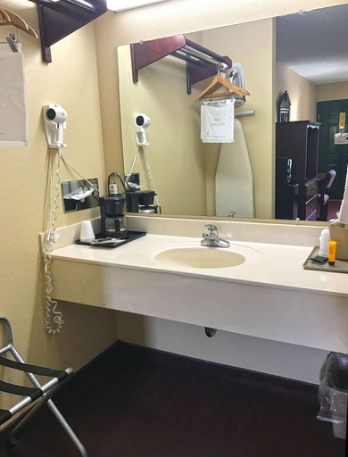 Bedroom 3, AmericasBestValueSuites North Little Rock/Maumelle, Pulaski