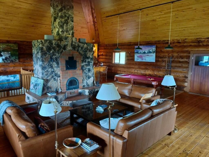 Others 3, Smithers Driftwood Lodge, Bulkley-Nechako