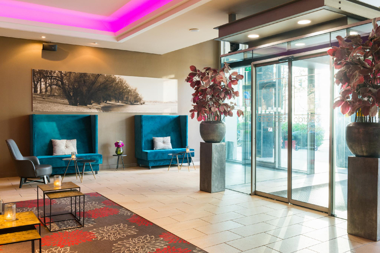 Public Area 3, Leonardo Royal Hotel Dusseldorf Konigsallee, Düsseldorf