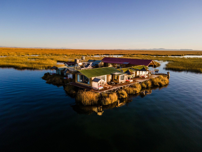 Others 5, Uros Titicaca Lodge, Lago Titicaca