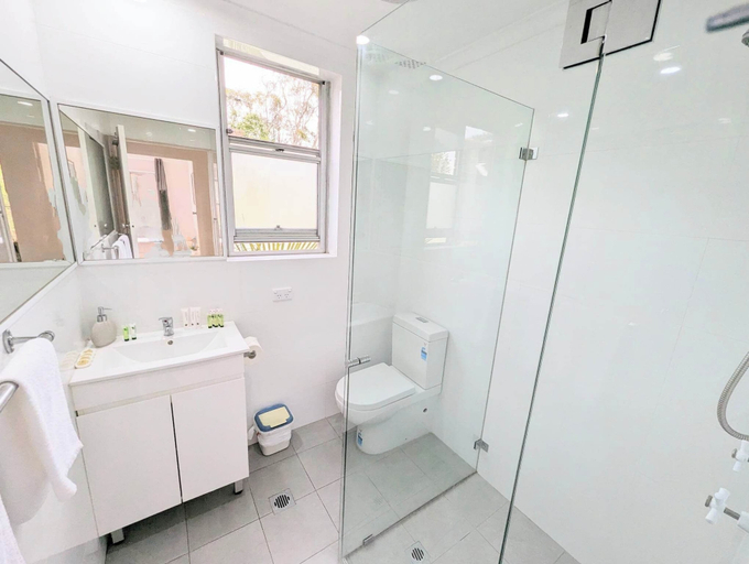 Bathroom, Lotus Stay Manly - Apartment 29C, Sydney