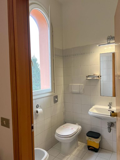 Bathroom 3, Al Gallo Trattoria e Locanda, Ravenna