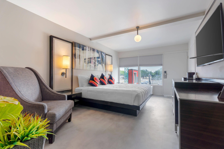 Bedroom 18