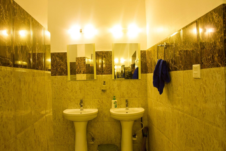 Bathroom 3, Hotel Task International, Gandaki