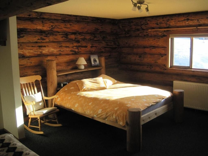 Others 5, Smithers Driftwood Lodge, Bulkley-Nechako
