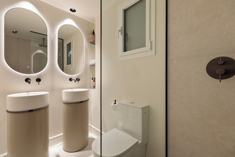 Bathroom 4, Sitges Group Ocean, Barcelona