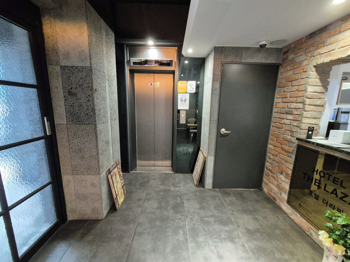 Others 5, hotel lazzi, Geumjeong