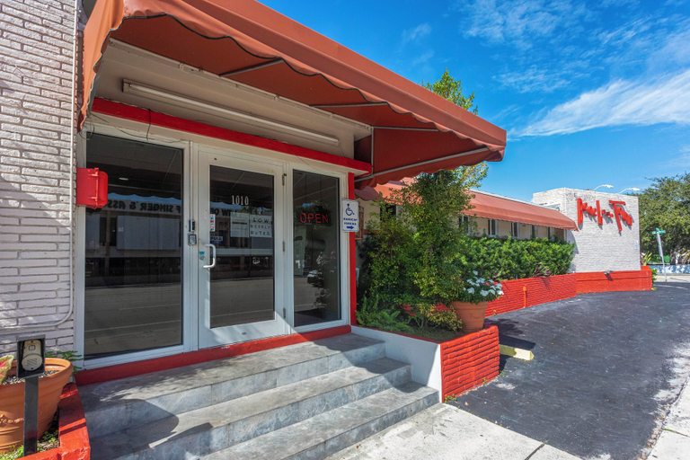 Exterior & Views 2, Beach and Town Motel, Broward