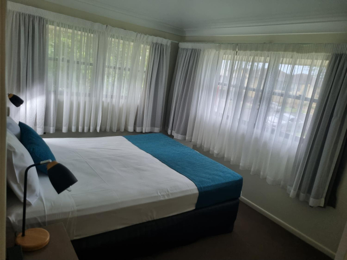 1, See Street Apartments by Kacys, Burnett - Pt A