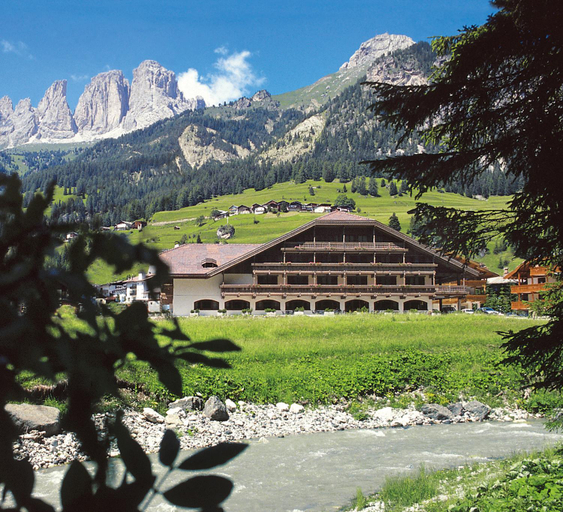 Exterior & Views 1, Hotel Rubino Deluxe, Trento