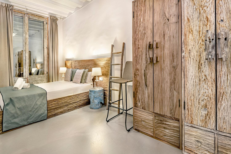 Bedroom 2, La Guarida Suites, Barcelona