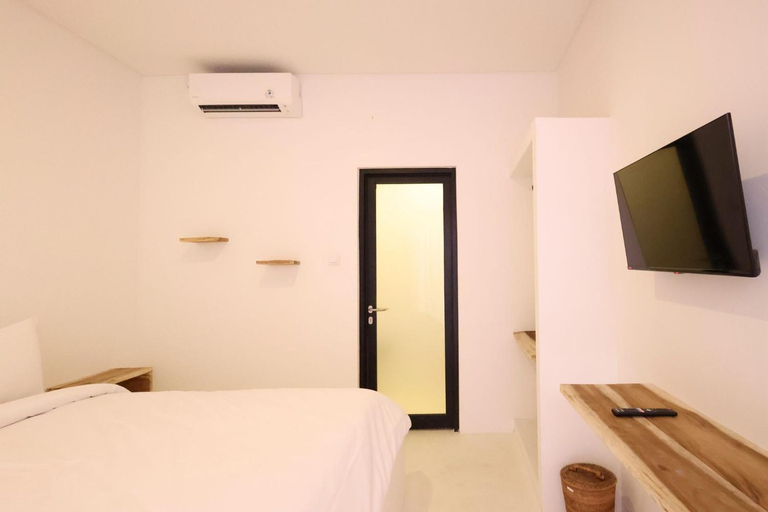 Others 2, Elias House in Gang Mango, Badung