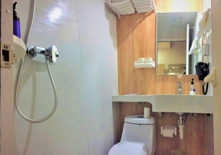 Bathroom 3, Hanting Hotel Beijing South Railway Station North Square, Beijing