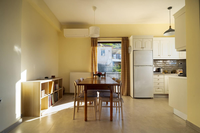 Room 3, Hill House, Peloponnese
