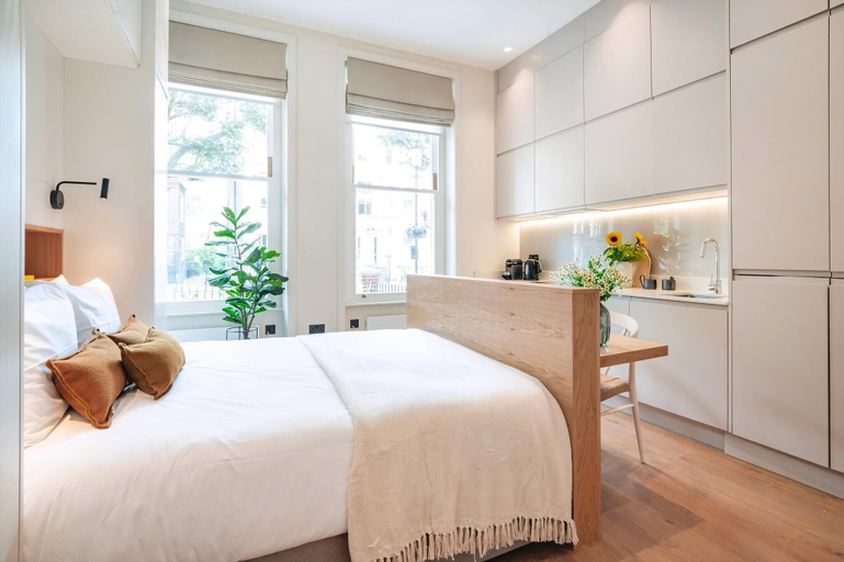 Bedroom 2, The Philbeach Three, London
