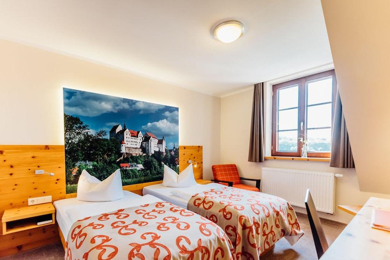 Bedroom 3, Erlebnishotel Zur Schiffsmuhle, Leipzig
