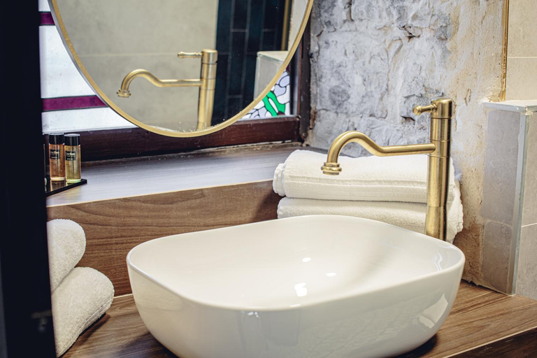 Bathroom 2, וילה תהילה המחודש - The new Villa Tehila