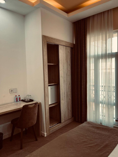 Bedroom 3, Venera-Madinah-ZamZam Halal Hotels Group, Baku
