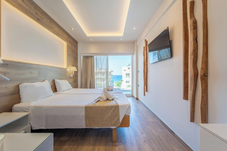Bedroom 4, Arte Hotel, South Aegean