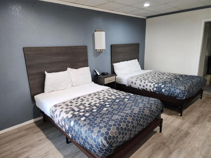 Bedroom 5, The Edyn Motel, Wythe