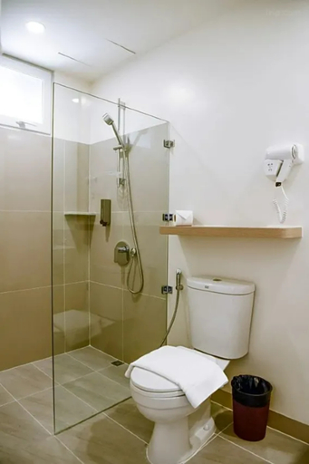 Bathroom 21