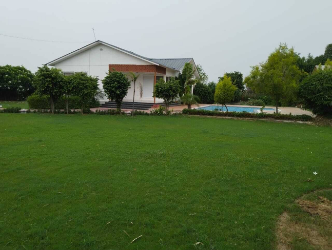 Others 2, GoBravo 16 3BHK Farm with Pool & Lawn Sec150 Noida, Gautam Buddha Nagar