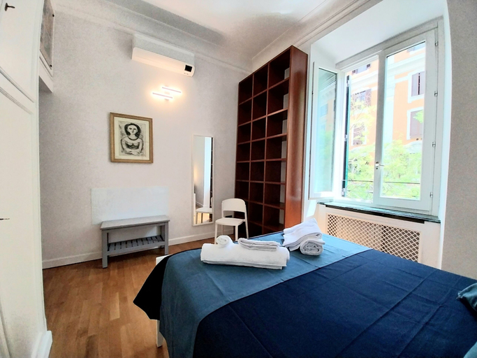 Bedroom 2, A Casa di Vittoria, Rome