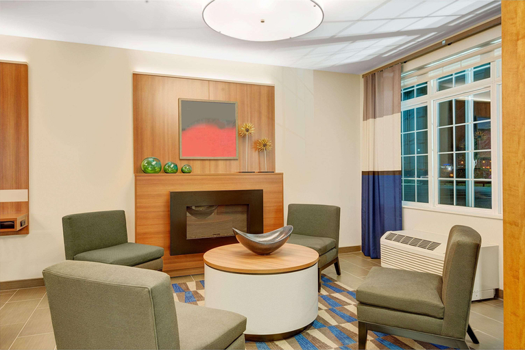 Public Area, Microtel Inn & Suites By Wyndham Philadelphia Air, Delaware